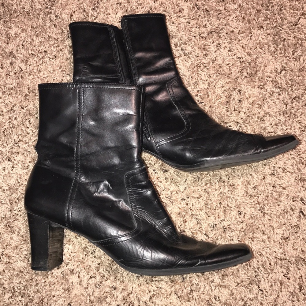 Black Ann Marino leather heeled boots